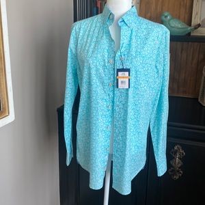 New with tag Crown & Ivy shirt